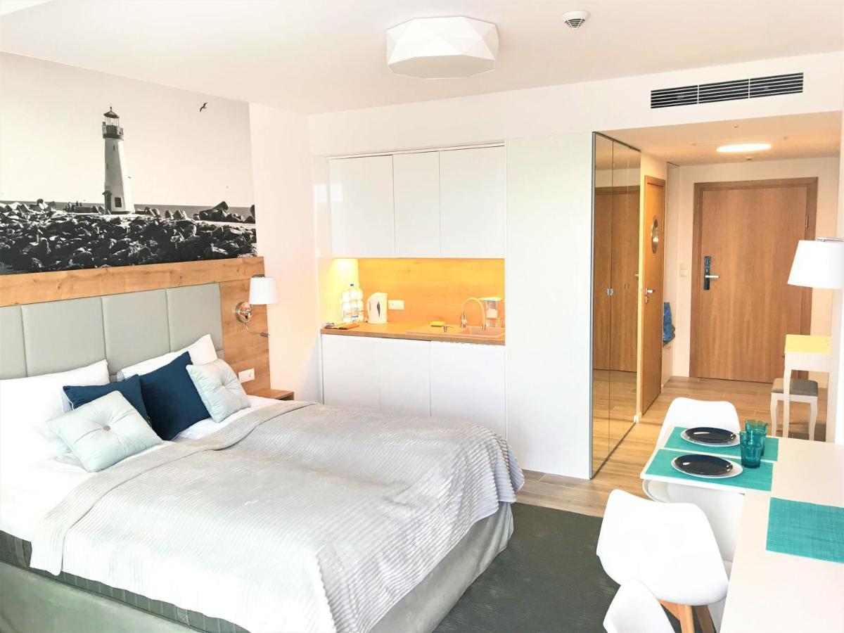 6 Pietro Seaside Apartment Kolobrzeg Exterior photo