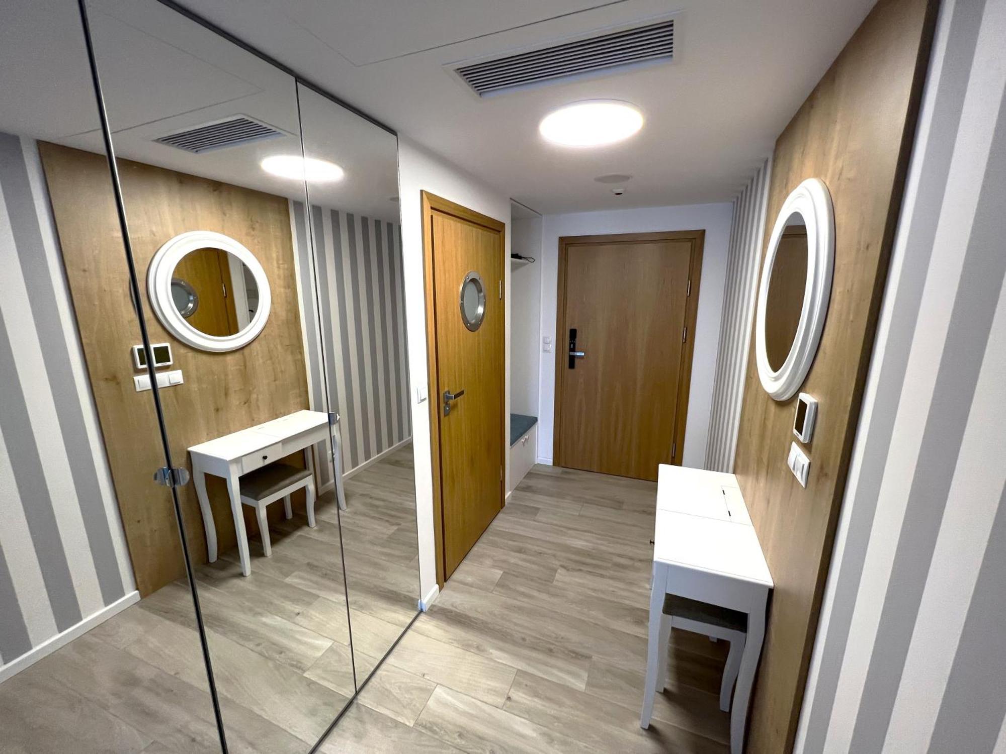 6 Pietro Seaside Apartment Kolobrzeg Exterior photo